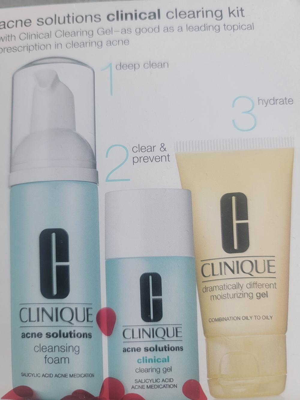 Clinique Acne Solutions Kit — Light Blue and Yellow - Picture 2 of 5